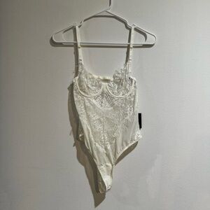 NWT JluxLabel White Lace Bodysuit Size Small Bridal Lace Lingerie Top